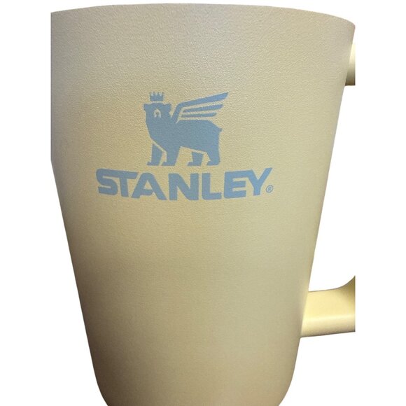 Stanley FlowState Quencher H2.0 Tumbler 40 Oz Yellow With Handle & Straw Durable - Picture 5 of 10